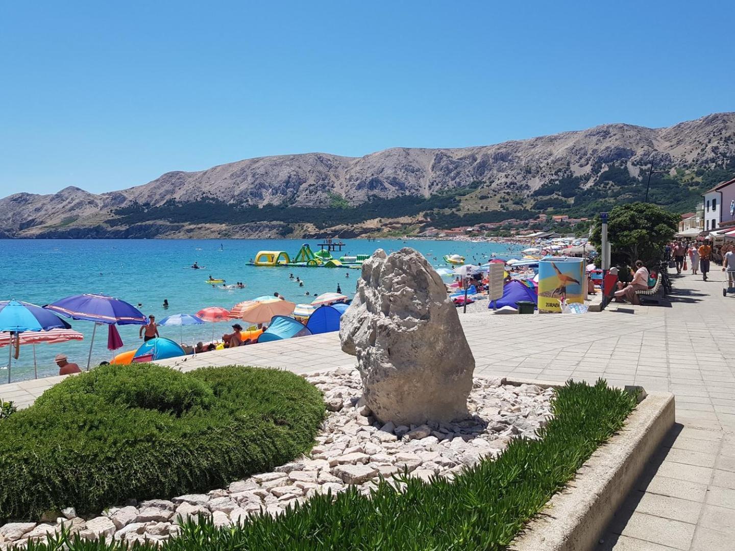 Hiša za goste Aquarium Dorcic *