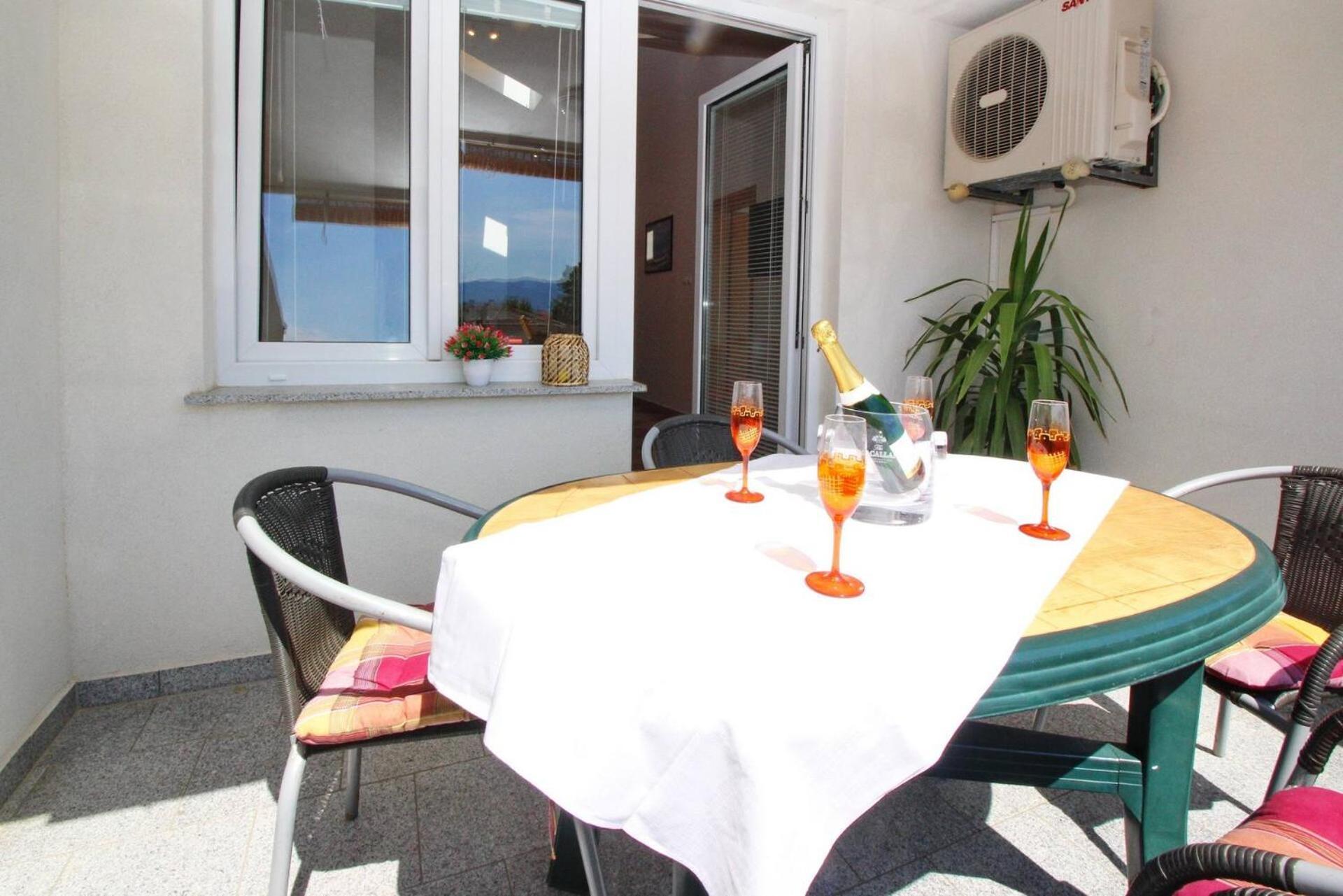 Guest house Aquarium Dorcic Baska (Krk)
